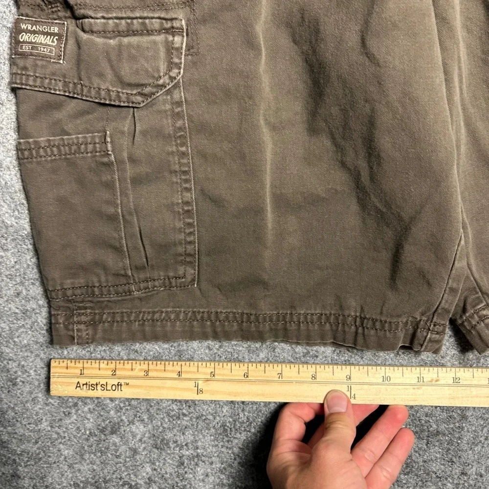 Wrangler Originals Brown Cargo Shorts Skater Baggy Y2K 90s Mens Size 34